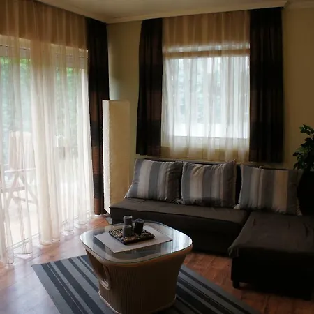 Апартаменты Luxury Family Pool *